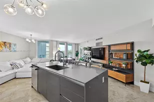 9821 E Bay Harbor Dr, Bay Harbor Islands, FL 33154 - Photo 7