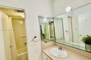 100 Lincoln Rd, Miami Beach, FL 33139 - Photo 25