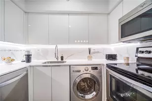 1500 Bay Rd, Miami Beach, FL 33139 - Photo 9