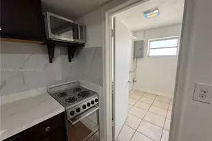 6301 Moseley St, Hollywood, FL 33024 - Photo 15