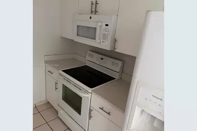 5501 NW 7th St #E301, Miami, FL 33126 - Photo 7