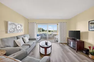 7817 Golf Cir Dr, Margate, FL 33063 - Photo 3