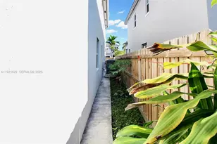 1382 SE 26th Rd, Homestead, FL 33035 - Photo 31