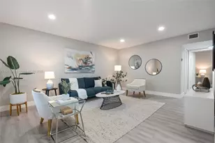 1400 NE 5th Terrace, Fort Lauderdale, FL 33304 - Photo 1