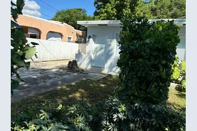 2359 NW 32nd St, Miami, FL 33142 - Photo 21