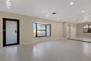 1771 NW 93rd Ave, Pembroke Pines, FL 33024 - Photo 15