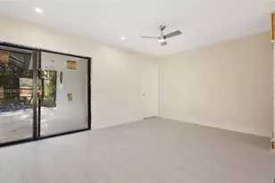 1771 NW 93rd Ave, Pembroke Pines, FL 33024 - Photo 27
