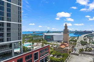 159 NE 6th St, Miami, FL 33132 - Photo 1