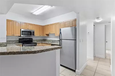 5102 NW 79th Ave #304, Doral, FL 33166 - Photo 9