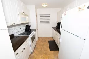 201 178th Dr, Sunny Isles Beach, FL 33160 - Photo 23