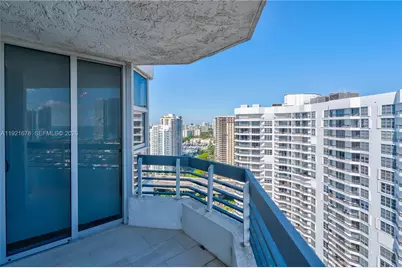 19101 NE 36th Ct #3008, Aventura, FL 33180 - Photo 7