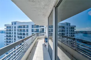 19101 NE 36th Ct, Aventura, FL 33180 - Photo 31