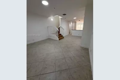 1972 NE 5th St #1972, Boynton Beach, FL 33435 - Photo 5