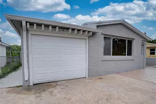 2703 Adams St, Hollywood, FL 33020 - Photo 3