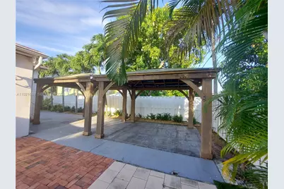 8105 SW 17th Ter, Miami, FL 33155 - Photo 5