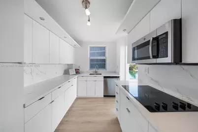 9100 W Bay Harbor Dr #5A, Bay Harbor Islands, FL 33154 - Photo 15