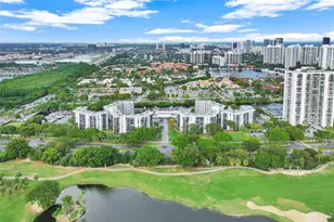 3401 N Country Club Dr, Aventura, FL 33180 - Photo 31