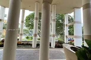 770 Claughton Island Dr, Miami, FL 33131 - Photo 17