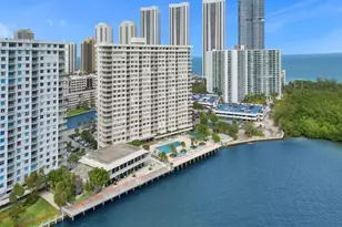 300 Bayview Dr, Sunny Isles Beach, FL 33160 - Photo 7