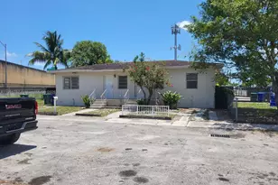 640 NW 77th St, Miami, FL 33150 - Photo 1