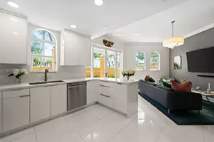 18475 NE 30th Pl, Aventura, FL 33160 - Photo 3