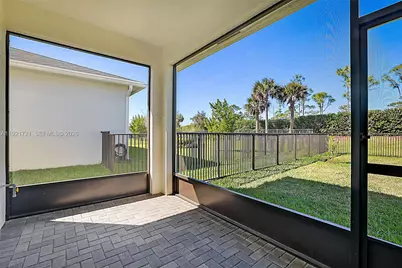 400 SE Mulberry Way, Port Saint Lucie, FL 34984 - Photo 29