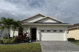 400 SE Mulberry Wy, Port Saint Lucie, FL 34984 - Photo 3