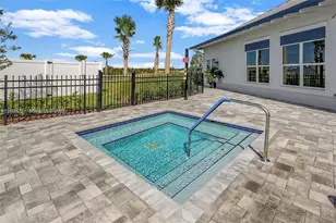 400 SE Mulberry Wy, Port Saint Lucie, FL 34984 - Photo 9