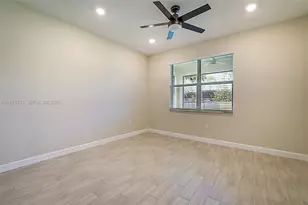 400 SE Mulberry Wy, Port Saint Lucie, FL 34984 - Photo 17