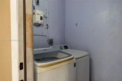 20021 NW 14th Ave, Miami Gardens, FL 33169 - Photo 23