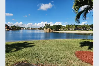 7257 NW 113th Pl, Doral, FL 33178 - Photo 55