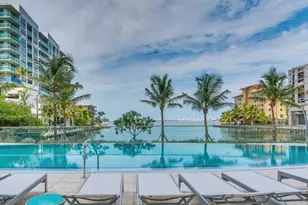 460 NE 28th St, Miami, FL 33137 - Photo 3