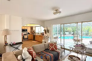 5424 Van Buren St, Hollywood, FL 33021 - Photo 11