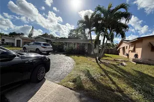 5424 Van Buren St, Hollywood, FL 33021 - Photo 7