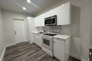 2931 NW 47th St, Miami, FL 33142 - Photo 11