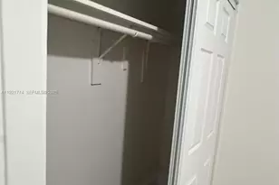 2931 NW 47th St, Miami, FL 33142 - Photo 9