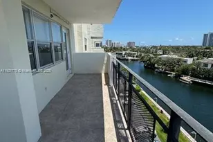 401 Golden Isles Dr, Hallandale Beach, FL 33009 - Photo 31