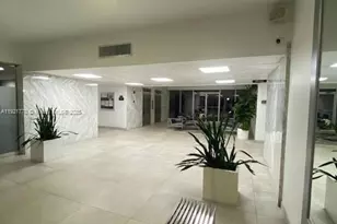 401 Golden Isles Dr, Hallandale Beach, FL 33009 - Photo 15