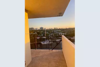 401 Golden Isles Dr #712, Hallandale Beach, FL 33009 - Photo 21