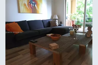 19901 E Country Club Dr #2305, Aventura, FL 33180 - Photo 3