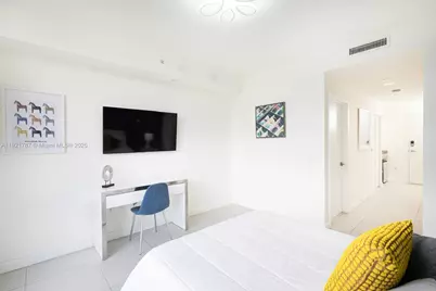 5350 NW 84th Ave #705, Doral, FL 33166 - Photo 9