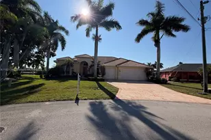202 SW 42nd St, Cape Coral, FL 33914 - Photo 1