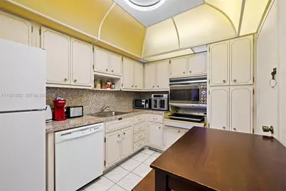 1985 S Ocean Dr #3A, Hallandale Beach, FL 33009 - Photo 13