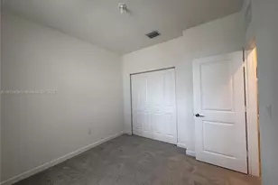 2622 SE 27th Ct, Homestead, FL 33035 - Photo 9