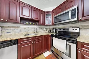 [Address not provided], Lauderdale Lakes, FL 33311 - Photo 7