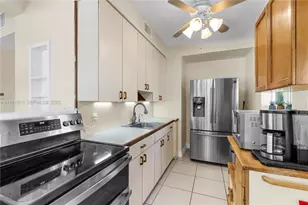 1410 NE 40th Ct, Pompano Beach, FL 33064 - Photo 11