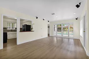 5781 SW 25th St, Miami, FL 33155 - Photo 13