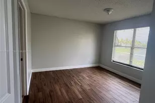 1477 Lake Crystal Dr, West Palm Beach, FL 33411 - Photo 7