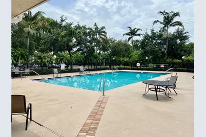 1477 Lake Crystal Dr #F, West Palm Beach, FL 33411 - Photo 15