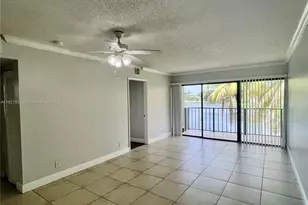 1477 Lake Crystal Dr, West Palm Beach, FL 33411 - Photo 5